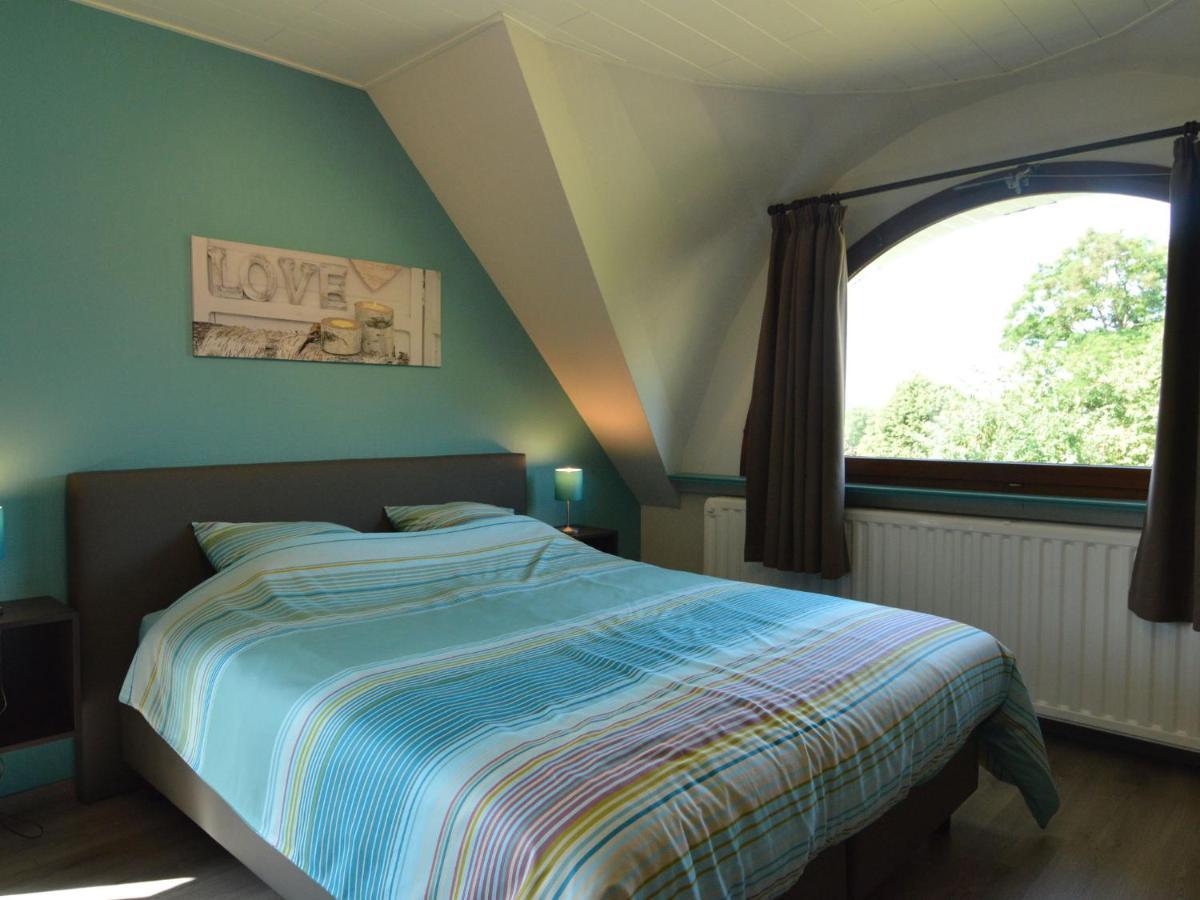 Elegant Villa In Stavelot With Fitness Playroom المظهر الخارجي الصورة